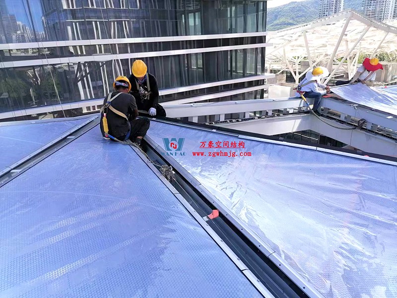 縱使烈日炎炎，腳步從未止歇！海南這個ETFE氣枕膜項目施工進度有最新消息