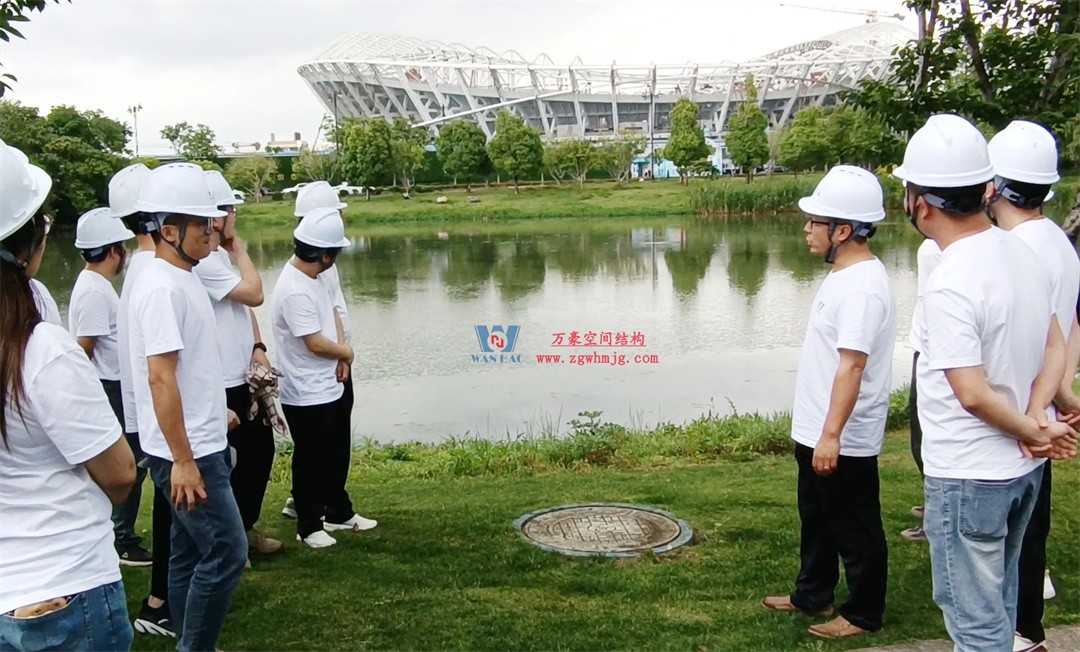 標(biāo)桿引領(lǐng)，智啟未來——萬豪集團(tuán)營銷、設(shè)計(jì)與技術(shù)骨干共赴無錫奧體中心，現(xiàn)場觀摩學(xué)習(xí)解鎖“創(chuàng)新密碼”
