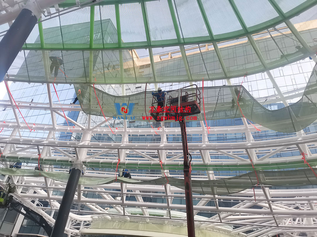 ETFE膜材有什么優(yōu)點(diǎn)？ETFE膜結(jié)構(gòu)有哪些分類？