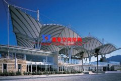 張力膜結(jié)構(gòu)是什么？張力膜結(jié)構(gòu)有哪些特點(diǎn)特稱？