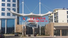 膜結(jié)構(gòu)建筑如何設(shè)計排水？張拉膜結(jié)構(gòu)排水設(shè)計需要考慮哪些問題？